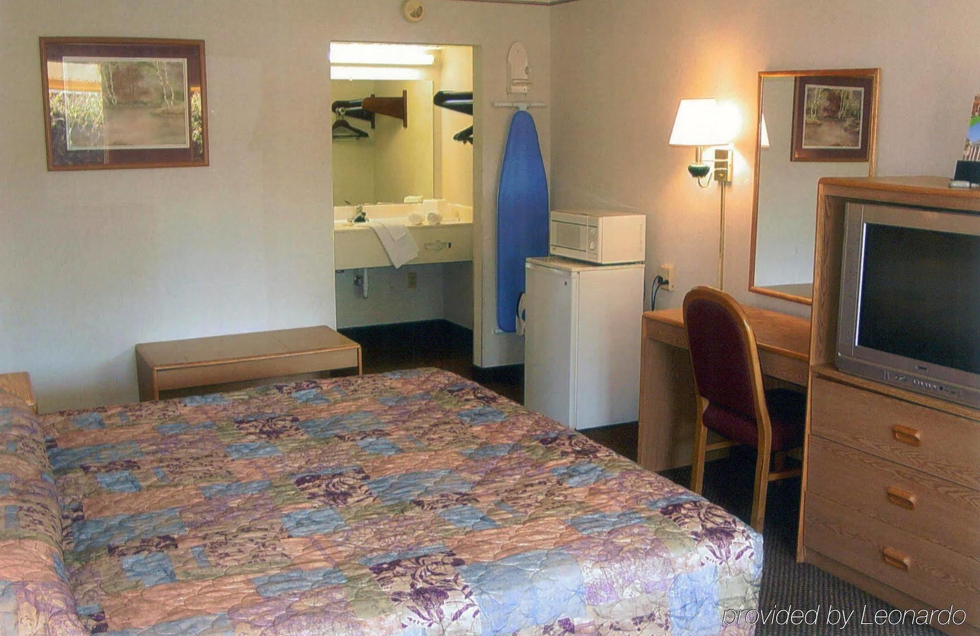 Motel Governors Shelby
